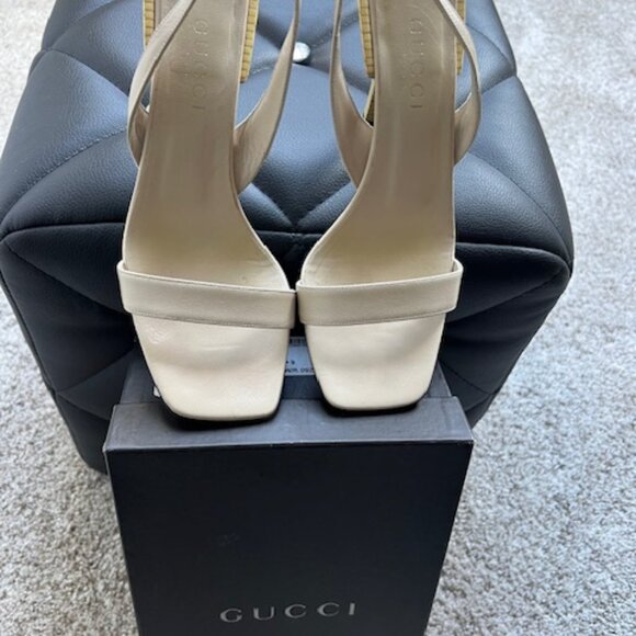 Like NEW Gucci Sling Back Sandals, Size 6.5. Beige - Picture 5 of 5